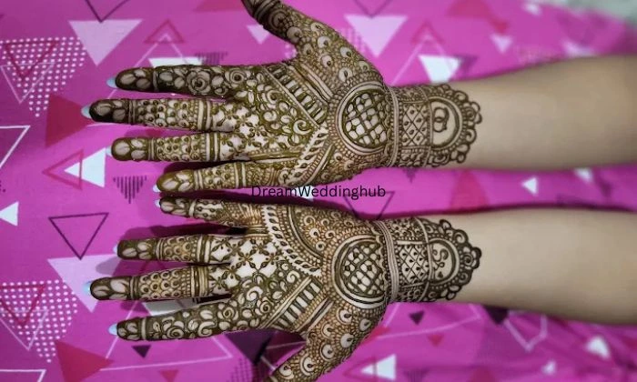 Barsha Mehendi